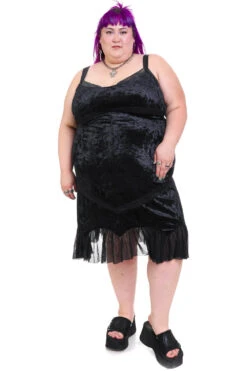 Luci Black Velvet Midi Dress 27 Luci Black Velvet Midi Dress -TUNNEL Vision Shop 256A1994 1916fabd 5d90 4981 ba5f 479bdb908652