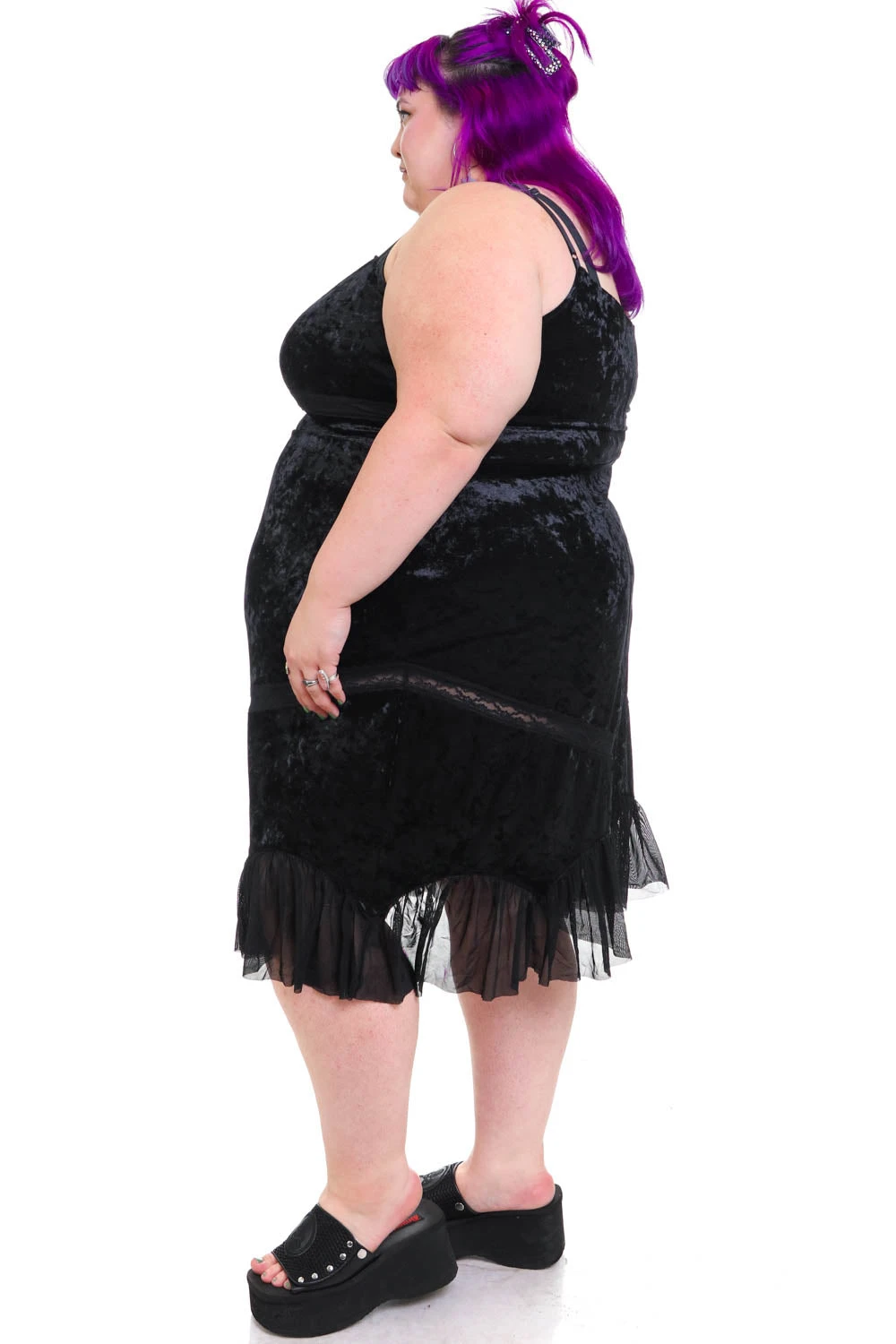 Luci Black Velvet Midi Dress 10 Luci Black Velvet Midi Dress - Image 10