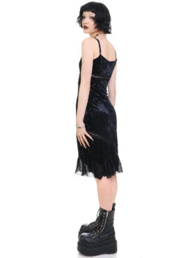Luci Black Velvet Midi Dress 35 Luci Black Velvet Midi Dress -TUNNEL Vision Shop 256A2020 32e1b8a2 ab55 497c b8a0 c06427463407