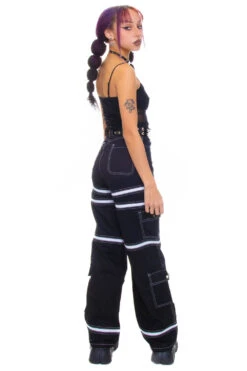 Black 5-in-1 Convertible Zip-Off Cargo Pants -TUNNEL Vision Shop 256A4775