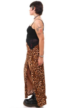 Siren Leopard Print High Slit Skirt 38 Siren Leopard Print High Slit Skirt -TUNNEL Vision Shop 256A5663 2e91ba47 3be1 42b0 b0de abbecc163f0c