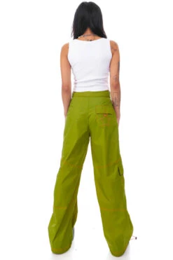 Splendor Olive Parachute Pants 36 Splendor Olive Parachute Pants -TUNNEL Vision Shop 256A8717 5ee238b8 d0b7 4fab 9d63 d8bf8d7d0d42