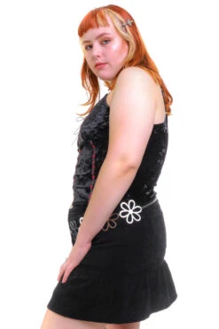 Ria Black Velvet Lace-Up Top -TUNNEL Vision Shop 256A8935 a6e2c136 17cd 45b7 9578 999cf05b8051