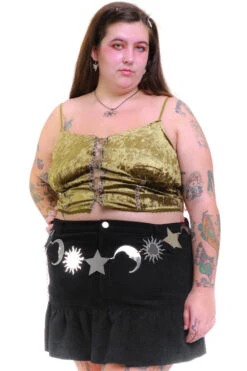 Ria Sage Velvet Lace-Up Top -TUNNEL Vision Shop 256A8988 d4320604 ba36 4391 8278 2d4c7346a3ca