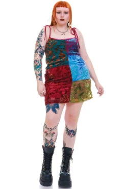 Patchwork Gretchen Swing Dress -TUNNEL Vision Shop 256A9089 d4d52c77 ce88 4118 8cc8 d326728009a5