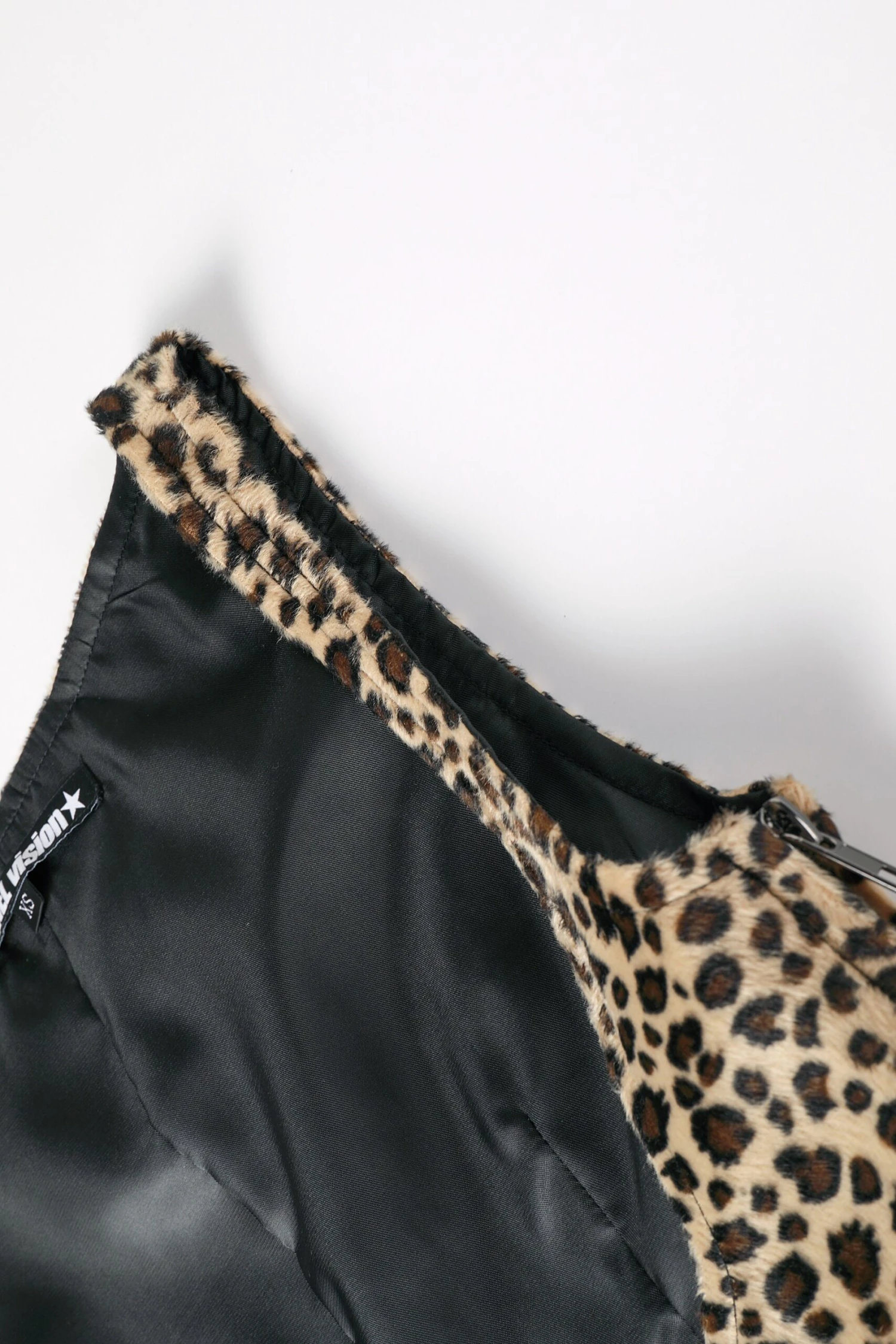 PRE-ORDER: Ren Faire Fuzzy Leopard Print Vest 4 PRE-ORDER: Ren Faire Fuzzy Leopard Print Vest - Image 4