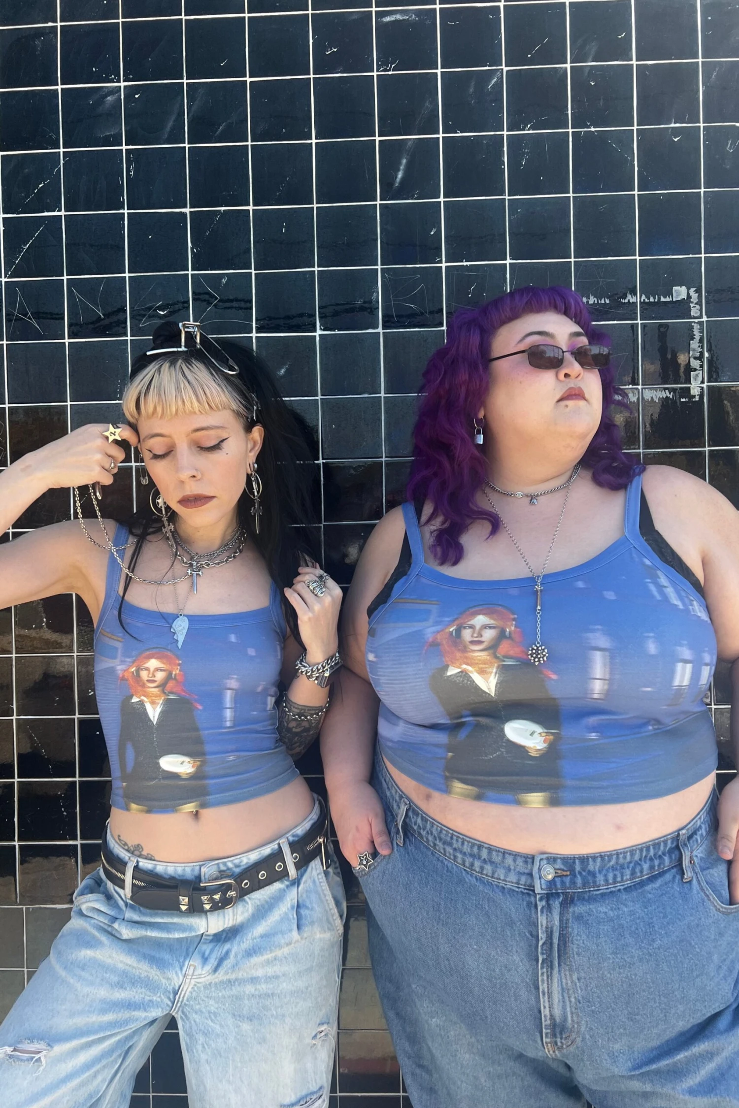 Lizzie Headphones Tank Top 9 Lizzie Headphones Tank Top - Image 9