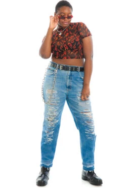 Vintage Classics - Distressed Jeans -TUNNEL Vision Shop IMG 8711 1296x 34627282 0938 4e26 b949 4b901efc36c0