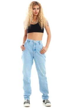 Vintage Classics - Mom Jeans -TUNNEL Vision Shop IMG 9016 d35394db ff38 4851 95be 2769cfb80c31 1