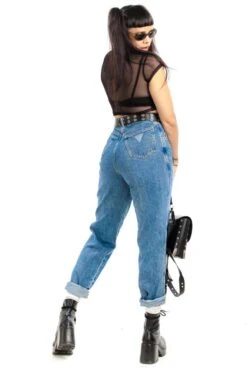 Vintage Classics - Mom Jeans -TUNNEL Vision Shop IMG 9583 8950cb0f 0f7f 4882 af27 dd8bb7b94209