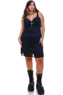 Vintage Classics - Slip Dresses 31 Vintage Classics - Slip Dresses -TUNNEL Vision Shop cherries 145 5a9e16d0 0fbd 4170 b9bc b2e65416df50