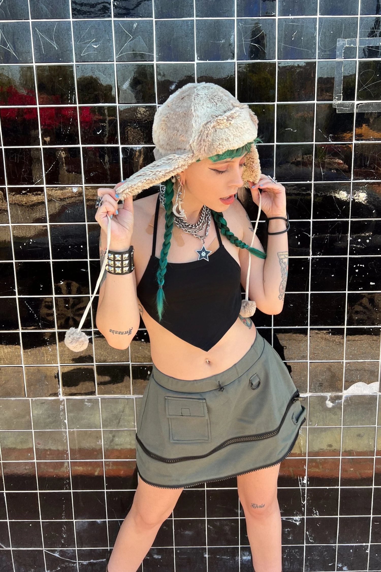 Olive Carmen 5-in-1 Convertible Cargo Skirt 8 Olive Carmen 5-in-1 Convertible Cargo Skirt - Image 8