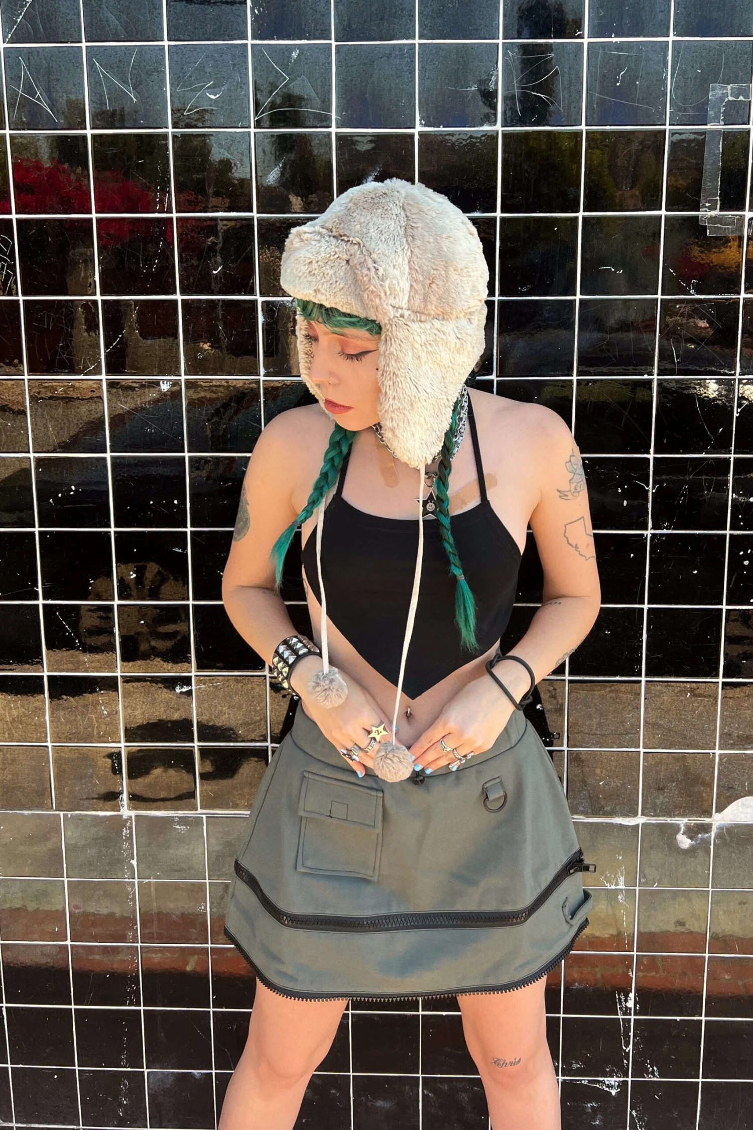 Olive Carmen 5-in-1 Convertible Cargo Skirt 9 Olive Carmen 5-in-1 Convertible Cargo Skirt - Image 9