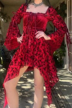 Desdemona Red Velvet Mix Dress 16 Desdemona Red Velvet Mix Dress -TUNNEL Vision Shop wekjsgfm